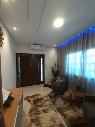 Imagem Casa para Venda em Peruíbe, Centro, 5 dormitórios, 4 suítes, 2 banheiros, 7 vagas