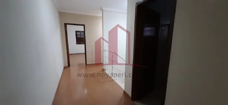 Imagem Imperdível oportunidade! Casa em condomínio à venda em Caieiras-SP, bairro Real Park, 3 quartos, 1 suíte, 2 salas, 3 banheiros, 2 vagas de garagem, 200m².