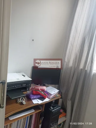 Imagem Vendo Oportunidade no Guarapiranga. Apartamento de 2 dormitórios, Sala, cozinha,Banheiro, área de serviço, 1 vaga de garagem, por R$. 150.000, aceita carro e moto como parte de pagamento, próximo ao parque Guarapiranga. Oportunidade.