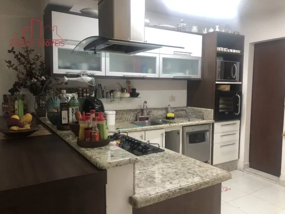 Imagem Casa no Condomínio Andreas - 4 dorms - 200m²