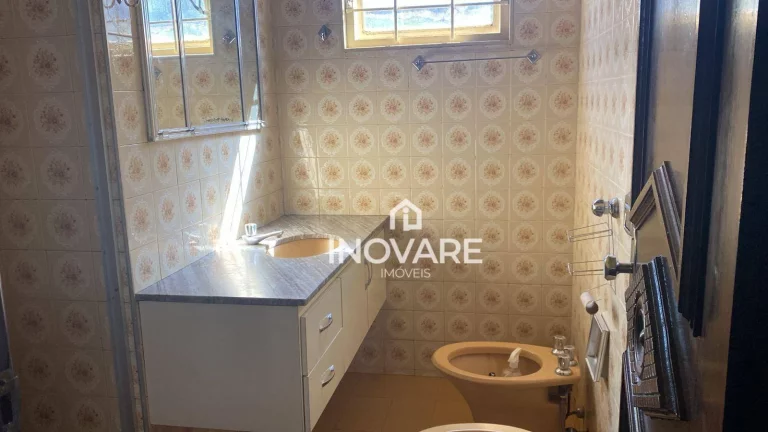 Imagem Casa com 4 dormitórios, 23147 m² - venda por R$ 1.200.000,00 ou aluguel por R$ 4.000,00/mês - Setor Central - Itumbiara/GO