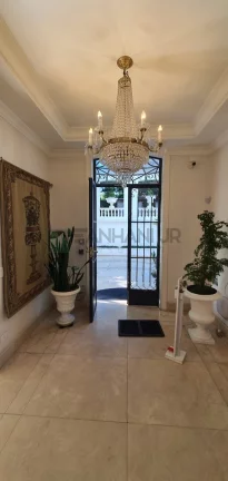 Imagem Imóvel Comercial de Alto Padrão no Jardim América, São Paulo-SP: 8 Salas, 10 Banheiros, 14 Vagas - 1.412m²