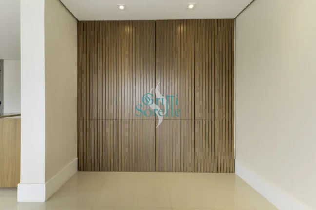 Imagem Apartamento à Venda em Vila Nova Conceição - São Paulo/SP.