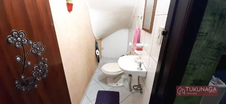 Imagem Sobrado à venda, 236 m² por R$ 789.000,00 - Jardim Vila Galvão - Guarulhos/SP