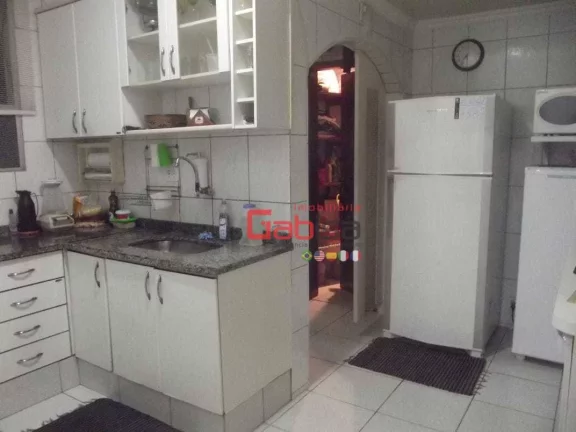 Imagem Apartamento com 3 dormitórios à venda, 220 m² por R$ 1.900.000,00 - Praia do Forte - Cabo Frio/RJ
