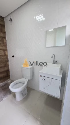 Imagem Destaques do imóvel:

-  03 dormitórios amplos (sendo 01 suíte)

-  Sala de estar com sanca em LE...