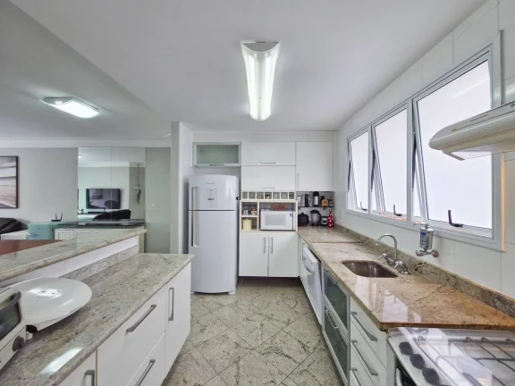 Imagem Apartamento com 4 dormitórios à venda, 142 m por R$ 3.200.000,00 - Riviera