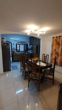 Imagem Sobrado com 3 dormitórios à venda por R$ 635.000,00 - Parque Gerassi - Santo André/SP