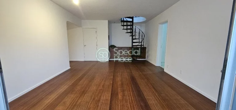 Imagem Linda cobertura no bairro Alto da Lapa Com 202 m² privativos, temos no primeiro piso uma ampla sala...