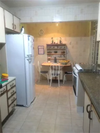 Imagem Casa à venda com 3 quartos, sendo 1 suíte, em Jaguaré, São Paulo - SP