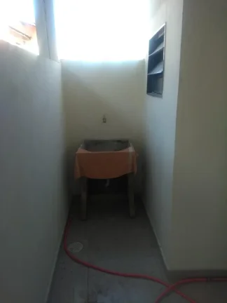 Imagem Terreno 10x25 - 250m² - contendo 4 casas sendo casa 1 - na frente alugada R$ 600,00 com 1 quarto, s...