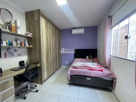 Imagem Casa à venda no bairro Parque dos Girassóis em Uberaba