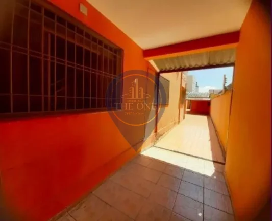 Imagem Imóvel de Luxo no Cambuci: Casa à Venda com 4 Quartos, 1 Suíte, 2 Salas, 4 Banheiros, 10 Vagas de Garagem e 292m² de Área.