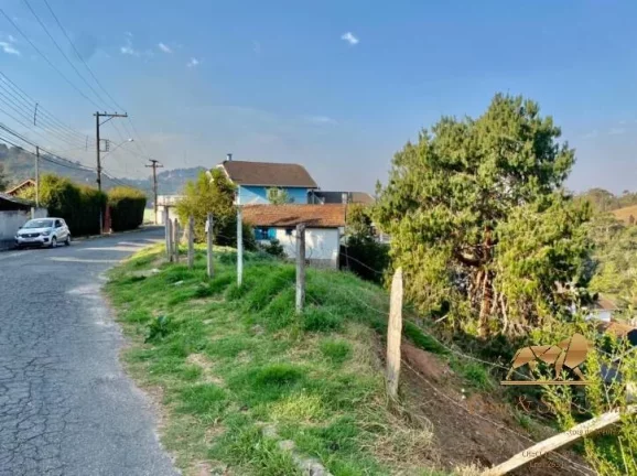 Imagem Terreno à venda, 360 m² - Jardim Marcia - Campos do Jordão/São Paulo