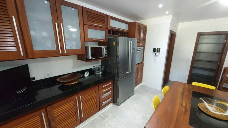 Imagem Uma Linda Mansão com 6 dormitórios com 5 mil metros de terreno