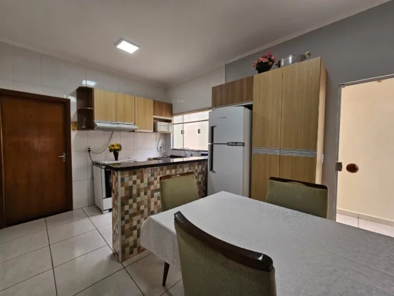 Imagem Casa de vila para venda em Residencial Zanetti com 2 quartos, sendo 1 suíte, 101m2