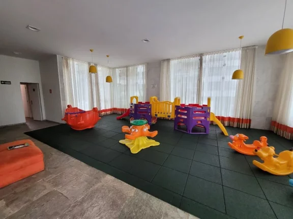Imagem PITANGUEIRAS - FRENTE AO MAR, BELÍSSIMA VISTA DA PRAIA, LINDO APTO TOTALMENTE REFORMADO E DECORADO, 168 M² ÚTEIS, 02 VAGAS DE GARAGEM, LAZER.