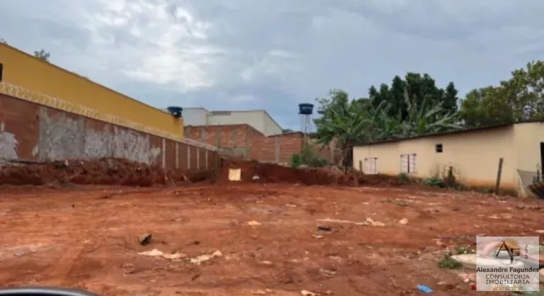 Imagem Lote para Venda em Aparecida de Goiânia, Jardim Miramar
