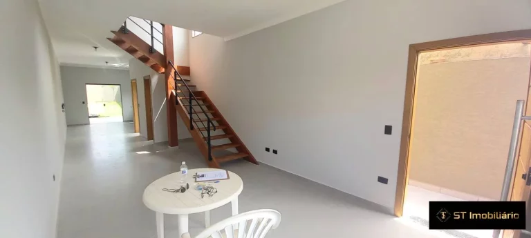 Imagem Sobrado a Venda em Atibaia c/ excelente localização
