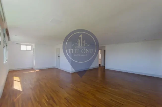 Imagem Luxuoso apartamento de 3 quartos na Vila Monumento, São Paulo-SP: 182m², 1 suíte, 2 salas, 4 banheiros e vaga de garagem.