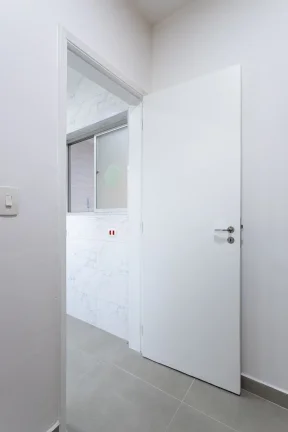 Imagem Apartamento 113M², 3Q, 1 Suíte, 2 Banheiros, 2 Vagas, Varanda, Salão de Festas, Playground, Fechadura Eletrônica, Banheiro de Serviço.