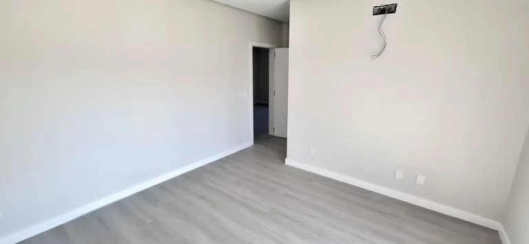 Imagem Casa à Venda, 250m2, 3 Suítes, Florianópolis/SC