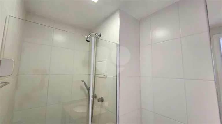 Imagem Apartamento para alugar com 3 quartos, sendo 2 suítes, no condomínio Parques da Lapa, São Paulo - SP