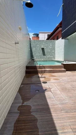 Imagem Apartamento com varanda/sacada no bairro do Portal do Sol- AP2710.