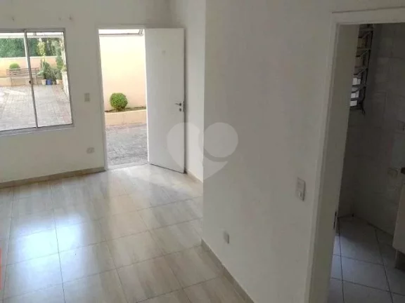 Imagem Casa à venda com 2 quartos no condomínio San Francisco Village, São Paulo - SP