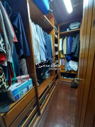 Imagem Casa com 5 dormitórios à venda, 500 m² por R$ 1.350.000,00 - Golfe - Teresópolis/RJ