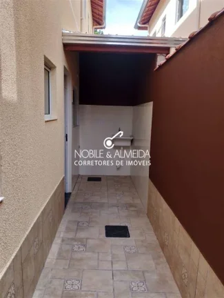 Imagem Casa de Condomínio Térrea.
Zona 3.