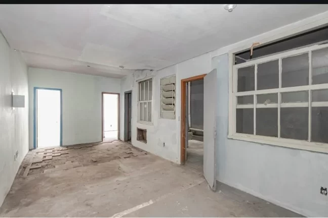Imagem CHSDS 615 Prédio 612541029-13 - Prédio à venda no bairro Centro Histórico - Porto Alegre/RS