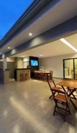 Imagem Casa com 3 dormitórios à venda, 225 m² por R$ 850.000,00 - Jardim Leonora Ll - Itumbiara/GO