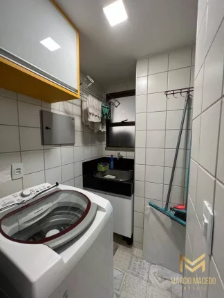 Imagem Apartamento com 2 dormitórios à venda, 67 m² por R$ 750.000,00 - Meireles - Fortaleza/CE