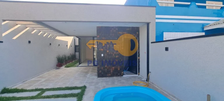 Imagem CASA COM 3 DORMITÓRIOS EM IPANEMA