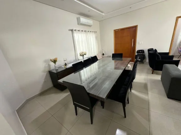 Imagem Casa 3 dormitórios ( 1 suíte), 2 vagas, Condomínio Crystal Park - Jacareí.