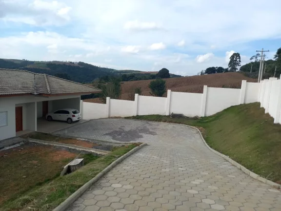 Imagem Chácara com casa nova, nunca habitada ( aceita permuta imóvel em Boituva )
