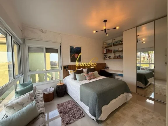 Imagem Sobrado mobiliado e decorado com piscina