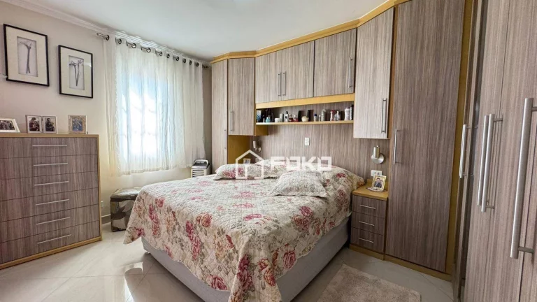 Imagem Apartamento com 3 dormitórios à venda, 81 m² por R$ 430.000,00 - Jardim Santa Mena - Guarulhos/SP