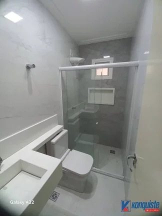 Imagem VENDO CASA NO CONDOMINIO LA VIE