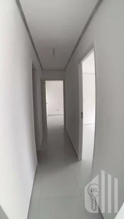 Imagem Apartamento com 3 dormitórios à venda por R$ 295.731 - Uruguai - Teresina/PI