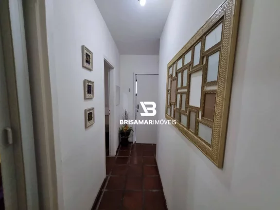 Imagem PITANGUEIRAS- UMA QUADRA DA PRAIA , LOCALIZAÇÃO ESPETACULAR , GARAGEM NO PRÉDIO.