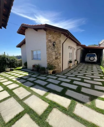 Imagem Casa para Venda em Mairiporã, Terra Preta (Terra Preta), 4 dormitórios, 1 suíte, 3 banheiros, 3 vagas