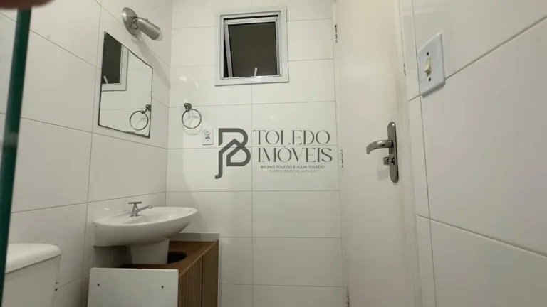 Imagem Apartamento 02 dormitórios com 01 suíte, vista livre e andar alto - Guilhermina/PG