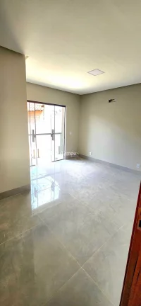 Imagem Sobrado de alto padrão, 4 suites plenas, uma com closet, piscina e área gourmet, no bairro Setor Jaó, em Goiânia-GO