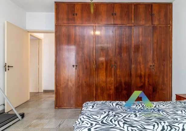 Imagem Casa Assobradada com 4 dormitórios e 4 banheiros ao lado do Metrô Praça da Árvore em Vila da Saúde, São Paulo/SP