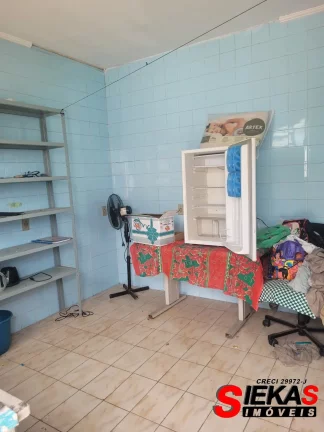 Imagem Galpão Comercial de Alto Padrão no Jardim Colorado: 5 Salas, 7 Banheiros e 560m² de Área em São Paulo-SP!