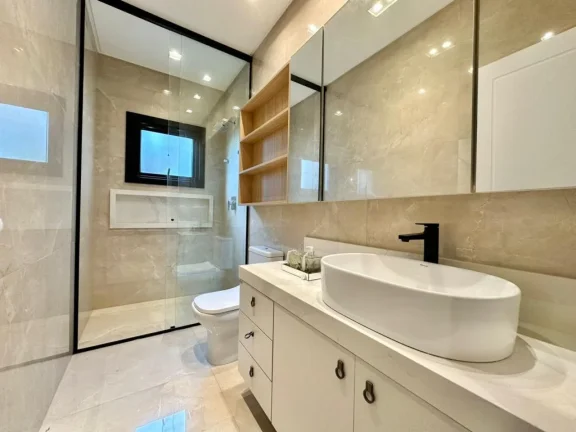 Imagem Casa em Condominio 3 Dormitórios - Bairro --