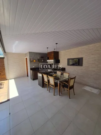 Imagem CASA 4 DORMITÓRIOS SENDO 2 SUÍTES E 1 MASTER I 4 VAGAS DE GARAGEM