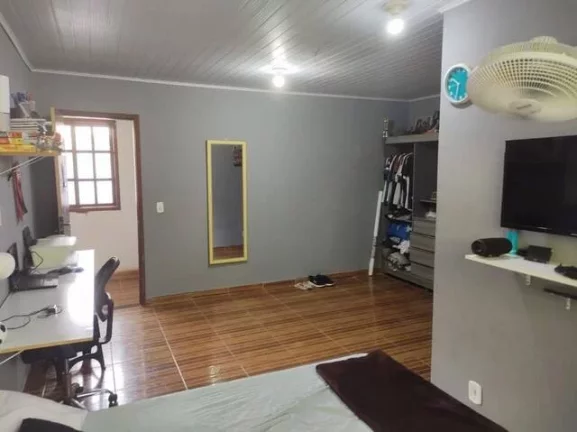 Imagem LINDA CASA COM 1.600M2, NASCENTE, 3 QUARTOS - NOVA FRIBURGO